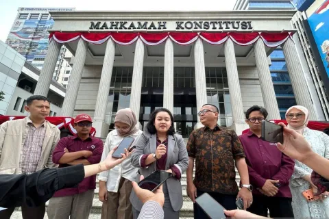 Uji Materiil UU Guru dan Dosen: SPK Serahkan Kesimpulan, Nasib Gaji Dosen di Bawah UMR Menanti Putusan MK