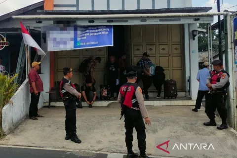 KPK Perluas Penyidikan Kasus Rejang Lebong: Rumah Orang Kepercayaan Bupati Nonaktif Digeledah