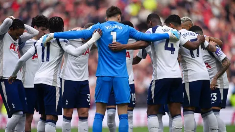 Van de Ven Siap Teken Kontrak Mega di Tottenham, Kapten Baru De Zerbi?