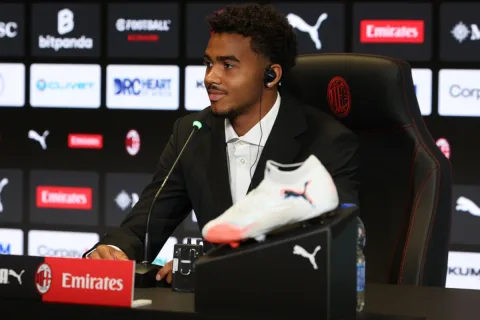 Masa Depan David Odogu di AC Milan Makin Suram, Anderlecht dan Mainz Siap Tampung