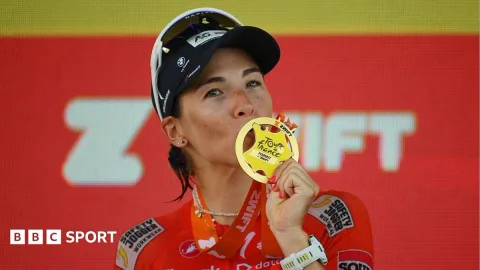 Le Court Bangkit dari Insiden Mekanis, Rebut Etape Enam Tour de France Femmes