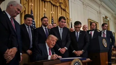 Rancangan Undang-Undang Kripto AS: Trump Berpotensi Raih Keuntungan Pajak dari Kewajiban Divestasi