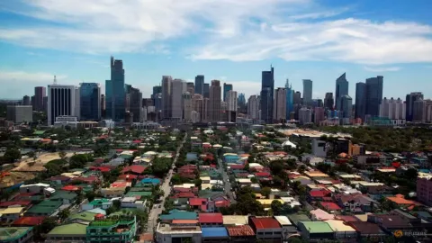 Ekonomi Filipina Melambat di Kuartal II, Tanda Tekanan Domestik Menguat