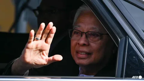 Mantan PM Malaysia Ismail Sabri Ditahan di Rumah Sakit, Sidang Dugaan Korupsi Ditunda
