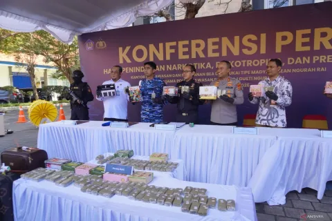 Modus Family Trip WNA India di Bali: 10,1 Kg Ganja Gagal Lolos, Jaringan Thailand Terendus