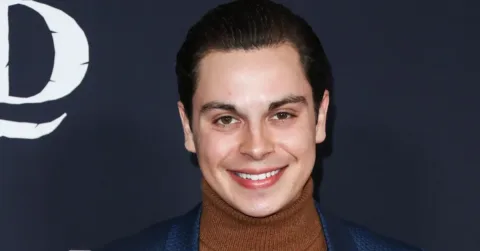 Jake T. Austin Buka Suara soal Dicoret dari Reboot Wizards of Waverly Place: Saya Kecewa
