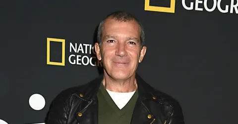 Antonio Banderas: Setelah Serangan Jantung, Saya Kembali ke Akar, Bukan ke Hollywood