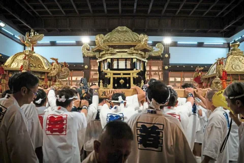 Gion Matsuri: Ribuan Tahun Ritual Melawan Wabah yang Kini Jadi Magnet Wisata Dunia