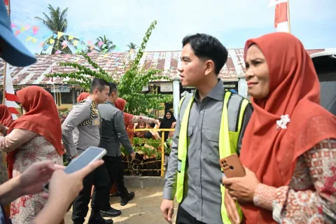 Gibran Turun ke Bireuen: Perbaikan SD Negeri 11 Jangka Jadi Prioritas Usai Banjir