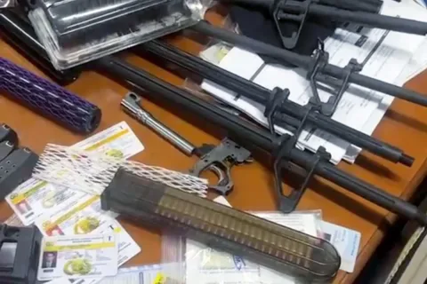 Adang Daradjatun Desak Polisi Buka Semua Fakta Temuan 995 Senjata di Sekolah Jaksel