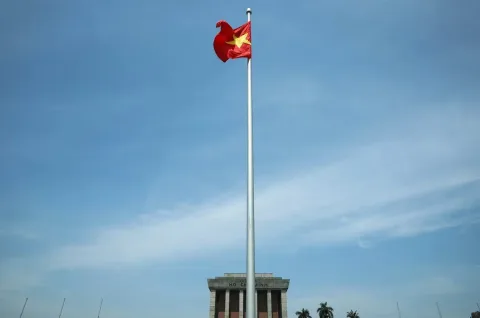 Penangkapan Pertama di Vietnam: Tiga Pria Ditangkap atas Pembajakan Karya Jepang