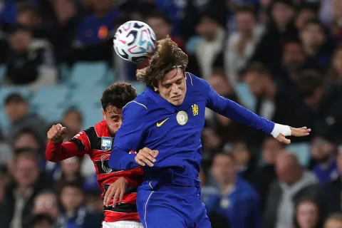 Marco Palestra Pamer Fleksibilitas di Laga Melawan Milan, Fans Chelsea Terpukau