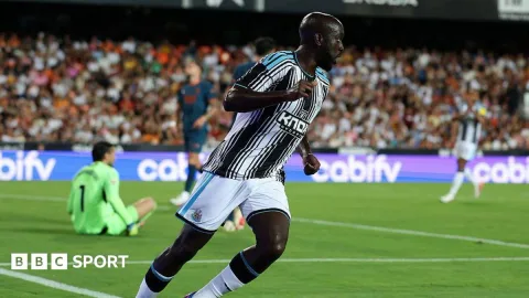 Wissa Bintang Newcastle di Laga Perdana Jaissle: Kemenangan 2-1 atas Valencia