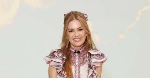 Isla Fisher Buka Suara: Sahabat Perempuan Jadi Kunci Bangkit Usai Cerai dari Sacha Baron Cohen