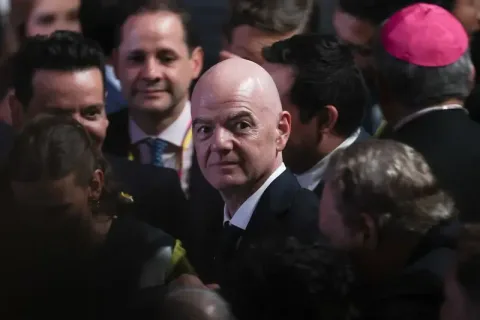 FIFA Peringatkan Upaya Sistematis Melemahkan Infantino di Tengah Krisis Kepemimpinan