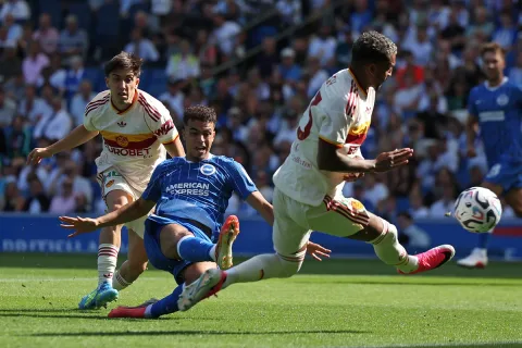 Kekalahan 3-0 dari Brighton: Peringatan Keras bagi Roma Jelang Serie A