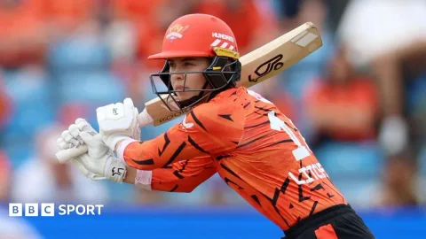 Phoebe Litchfield Bawa Sunrisers Menang Krusial, Peluang ke Knockout The Hundred Terbuka