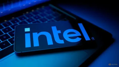 Intel Incar Dana Rp225 Triliun Lewat Penerbitan Saham Baru: Strategi Balik Arah di Tengah Pasar Chip yang Memanas