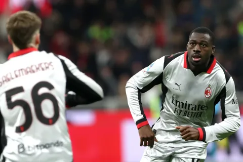 Fofana Didepak AC Milan: Crystal Palace dan Marseille Siap Menampung