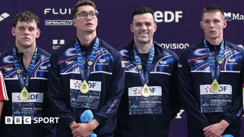 Inggris Raya Dominasi Hari Pertama Kejuaraan Akuatik Eropa: Dua Emas dari Estafet 4x200m Gaya Bebas