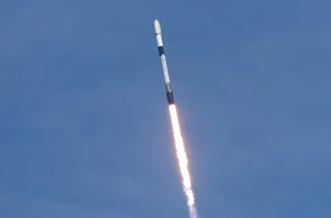 VinSpace Menumpang Roket SpaceX: Ambisi Luar Angkasa Vietnam Mulai Mengorbit