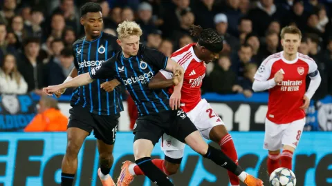 Aston Villa Siapkan Dana Besar untuk Bek Muda Belgia, Saingan MU dan Arsenal