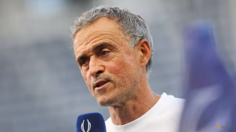 Luis Enrique Akui PSG Belum Siap Tempur di Piala Super UEFA: Jadwal Padat dan Pemain Baru Pulang dari Piala Dunia