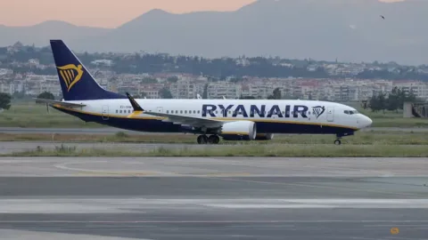 Ryanair Genggam Tangan Google Cloud: AI untuk Jadwal Kru dan Operasional Penerbangan