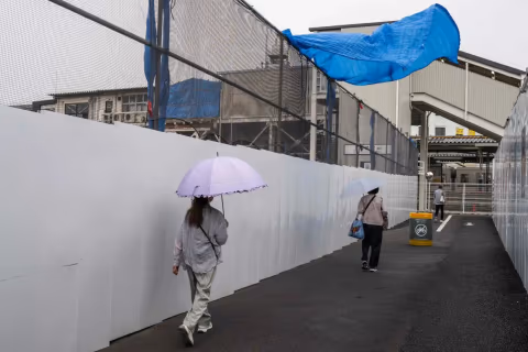 Badai Tropis Chan-hom Hantam Tokyo: Ribuan Rumah Mati Listrik, Penerbangan Terganggu
