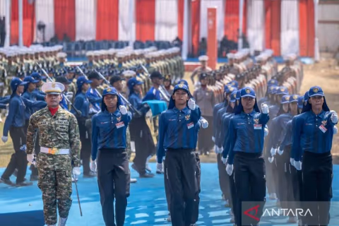 76 Paskibraka Nasional Siap Dikukuhkan 15 Agustus, Latihan Diperpanjang karena Rumput Istana
