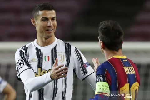 Ronaldo Ucapkan Duka untuk Messi: Persaingan Seabad Berakhir dengan Empati