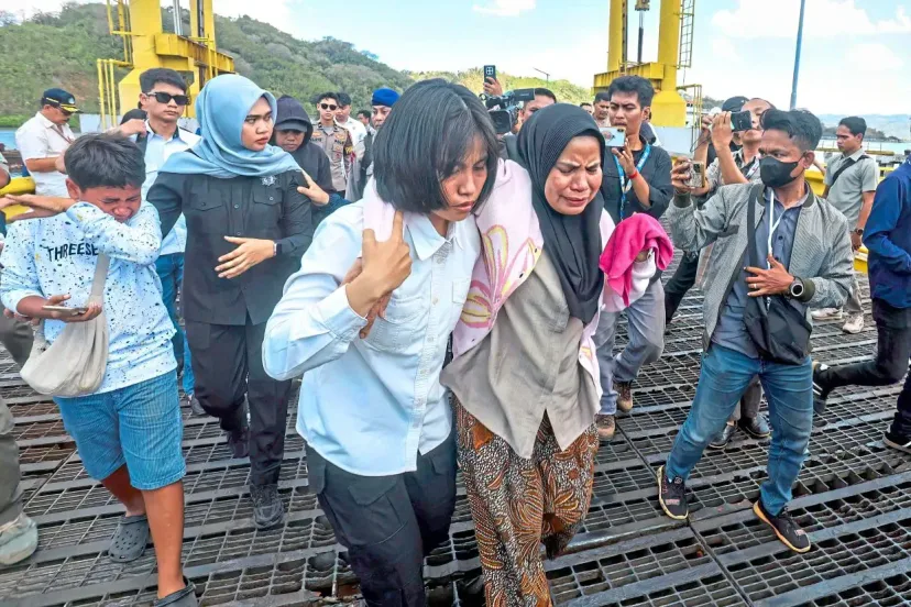 Kebakaran Feri di Selat Lombok: 172 Selamat, Satu Tewas, Dugaan Overload Mengemuka