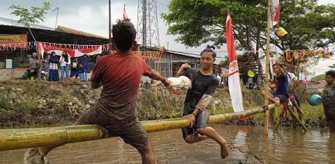 Refleksi Kemerdekaan ke-81: Antara Pesta, Krisis Ekonomi, dan Ancaman Lingkungan