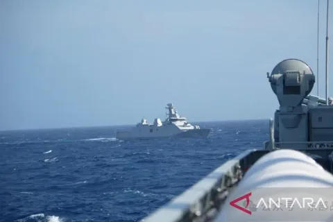 TNI AL dan China Selesaikan Latihan Gabungan di Timur Taiwan: Sinyal Diplomasi Maritim Baru?