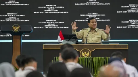 Prabowo Akui Pantau Kinerja KSAD dan Kapolri Sejak Jadi Menhan: Tanda Pengawasan Eksekutif Menguat?