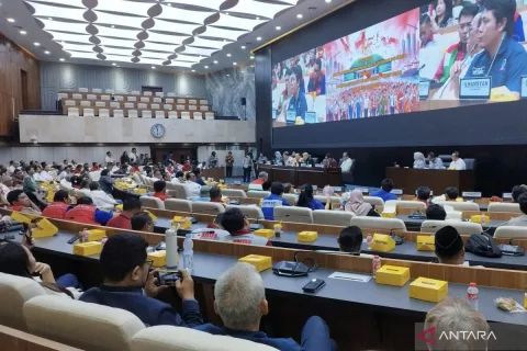 Buruh Desak DPR Cabut Tiga PP Turunan Omnibus Law: Pesangon PHK Terancam Setengah dari Ketentuan