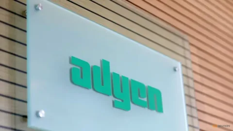 Adyen Naikkan Proyeksi Pendapatan 2026, Saham Melonjak 11%: Sinyal Pemulihan atau Efek Akuisisi?