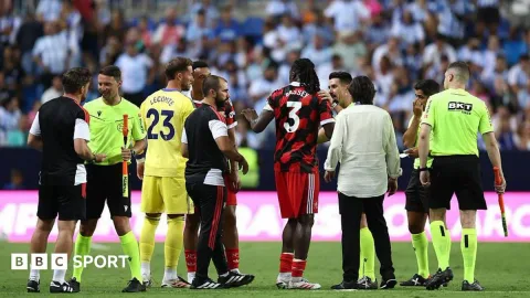 Fulham Tinggalkan Lapangan, Malaga Cetak Penalti ke Gawang Kosong: Misteri di Balik Laga Uji Coba
