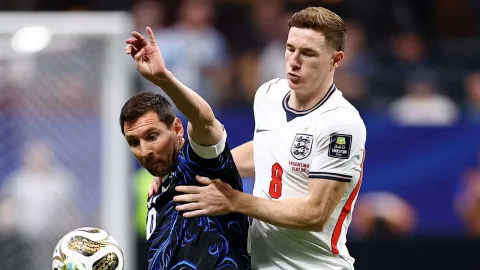 Nottingham Forest Siapkan Dana ยฃ65 Juta untuk Gantikan Elliot Anderson: Lamine Camara Masuk Radar