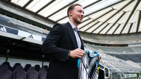 Newcastle Kian Dekat Amankan Amar Dedic: Rekrutan Pertama Era Jaissle