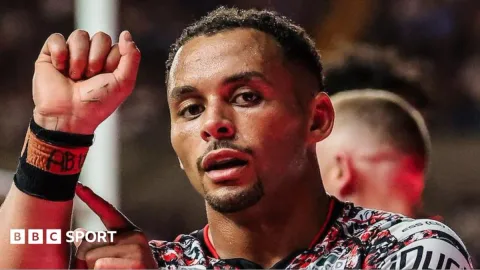 Leigh Leopards Patahkan Rekor Kandang Leeds, Kokoh di Enam Besar Super League