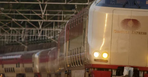 Kereta Malam Jepang Bangkit Lagi: Antara Nostalgia, Pariwisata, dan Krisis Bus