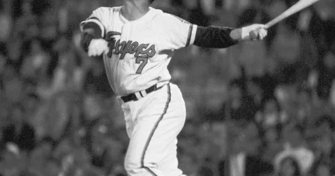 Legenda Baseball Asia Baek In Chun Tutup Usia, Sang Pencetak Rekor .400 yang Tak Terlupakan