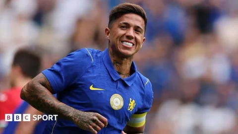 Boo untuk Enzo Fernandez Warnai Kemenangan Chelsea: Alonso Pamer Formasi Baru