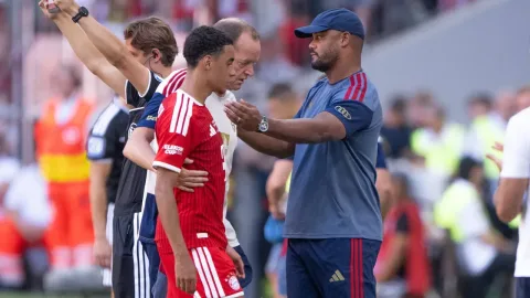 Tiga Pilar Bayern Munich Cedera di Laga Uji Coba: Alarm bagi Kompany Jelang Musim Baru