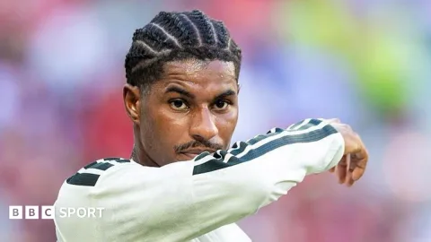 Rashford Kembali, tetapi Kekalahan 4-2 dari AC Milan Buka Celah Pertahanan MU