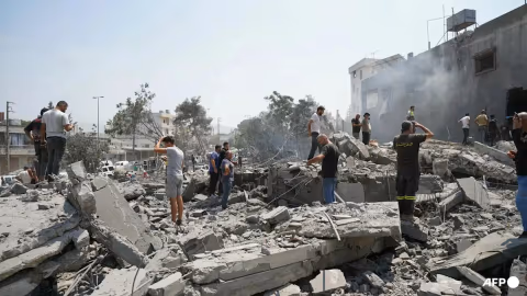 Serangan Israel di Lebanon Tewaskan 11 Warga, Termasuk Anak-anak: Negosiasi di Ambang Kehancuran