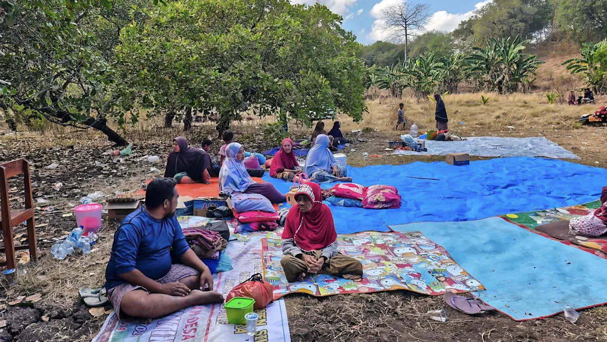 Gempa Flores 7,7 SR: Rumah Sakit Rusak, Pasien Mengungsi di Tenda