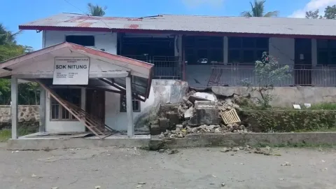 Gempa Sikka: Dinas Pendidikan Hentikan KBM Tatap Muka, Sekolah Diminta Audit Bangunan