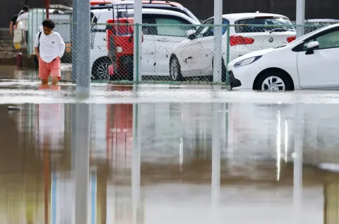 Banjir Dahsyat Jepang Timur Tewaskan Sembilan Orang: Peringatan Cuaca Ekstrem Pertama di Chiba